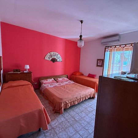 Emily Home Giardini Naxos Εξωτερικό φωτογραφία